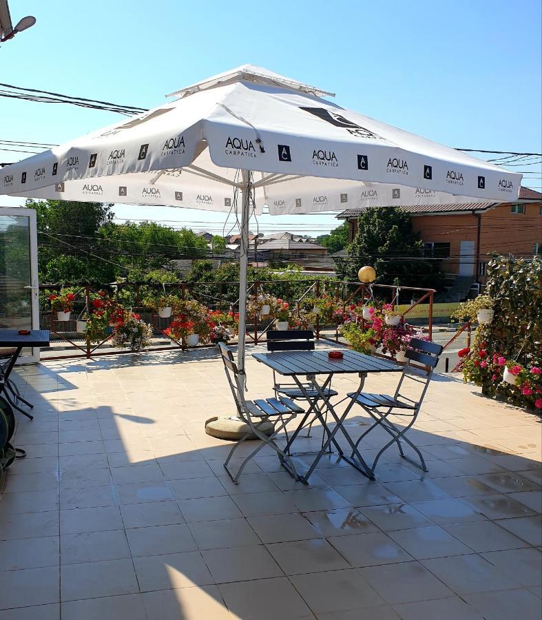 Vila Restaurant Angellys Тузла Экстерьер фото