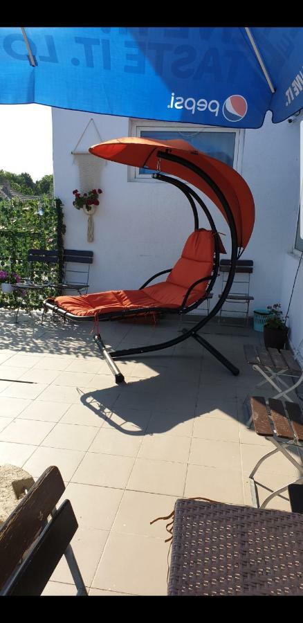 Vila Restaurant Angellys Тузла Экстерьер фото